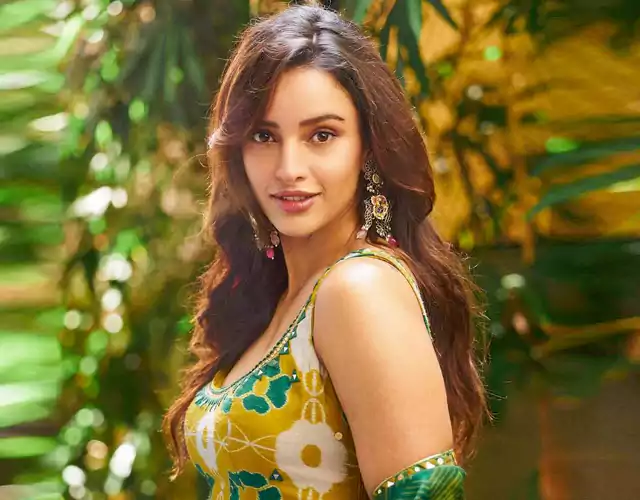 Tripti Dimri Looks Absolutely Stunning in Green Outfit